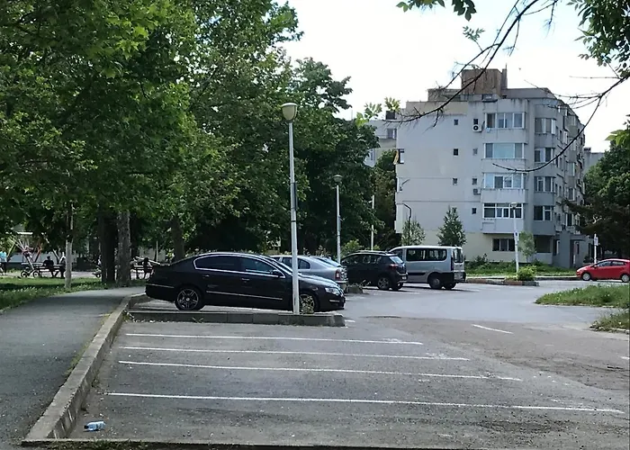 Langa Plaja Diana Apartament Mangalia