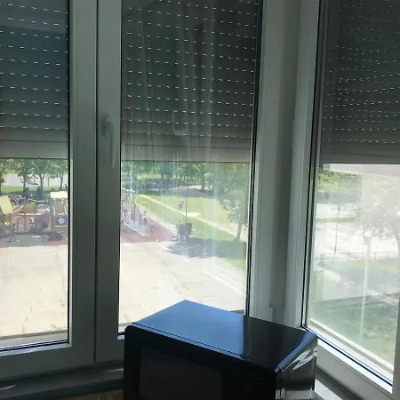 Langa Plaja Diana شقة