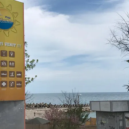 Langa Plaja Diana *